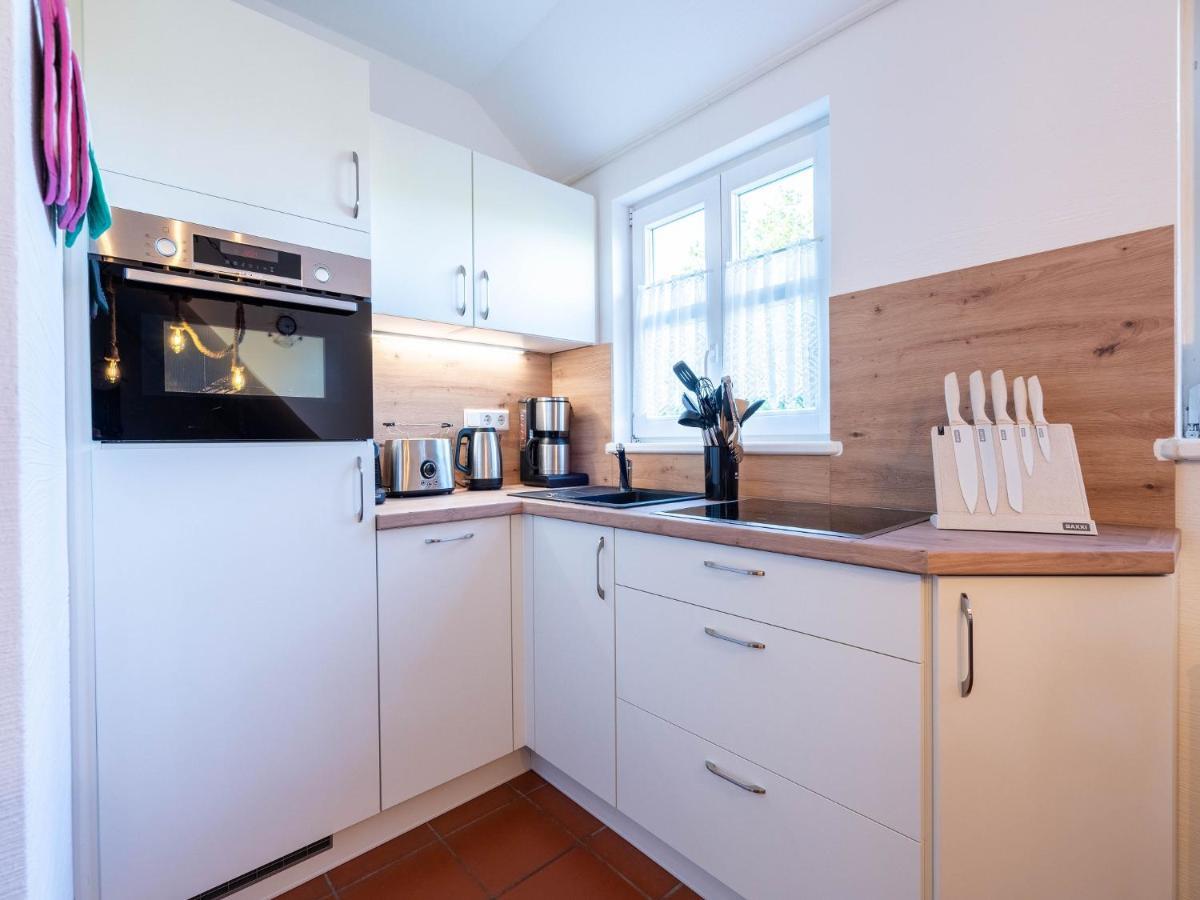 Feriendorf Rugana - Komfort Appartement Mit 1 Schlafzimmer B12 Dranske Eksteriør bilde
